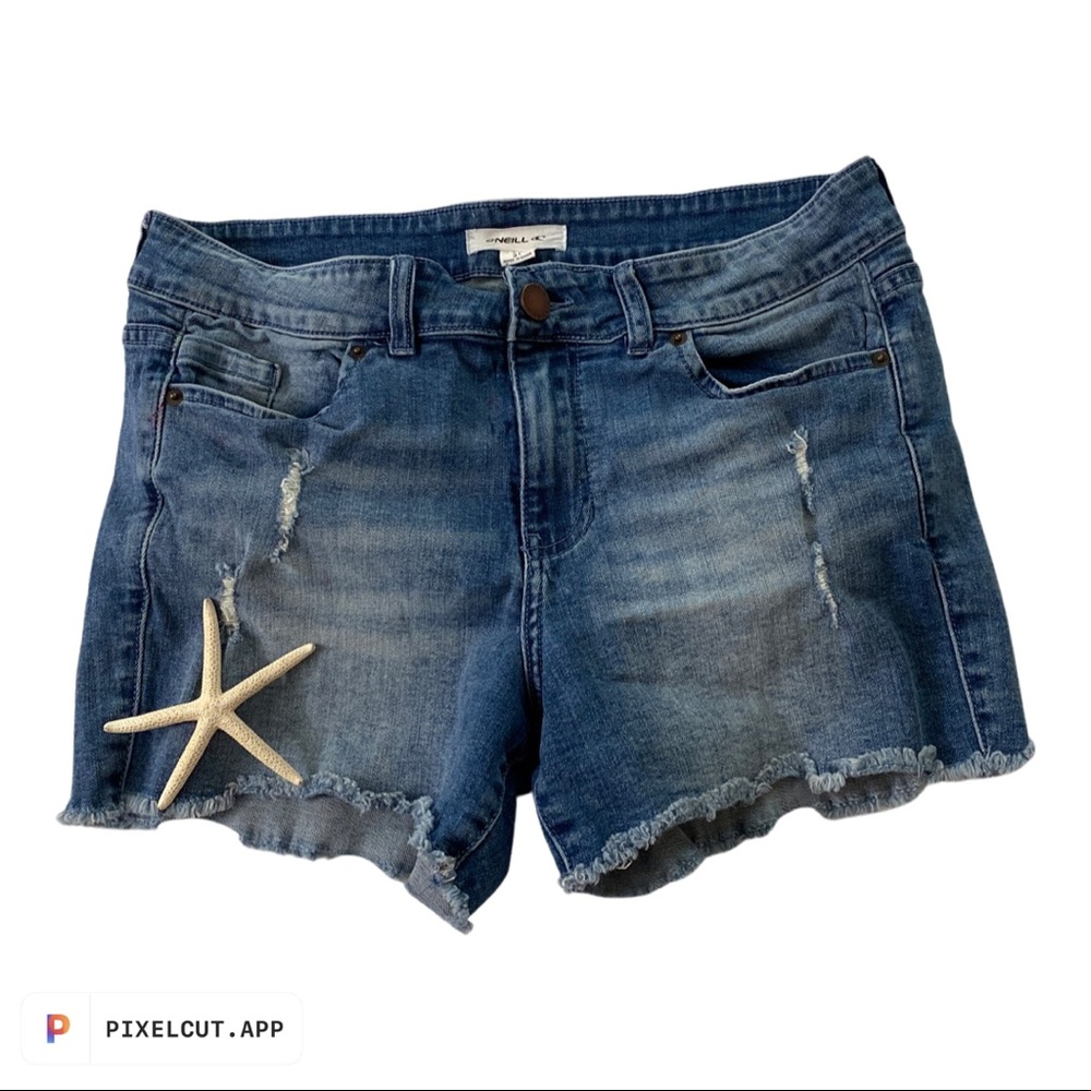 🔥Offers are welcomed🔥O’Neill cut-offs!! Juniors size 31=size 12